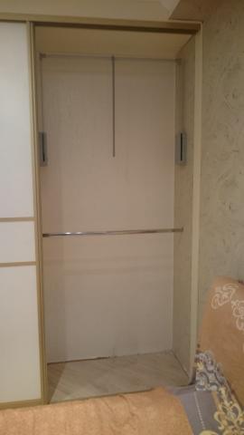 Шкаф-купе Raumplus S 777 золото , вставка - иск.кожа