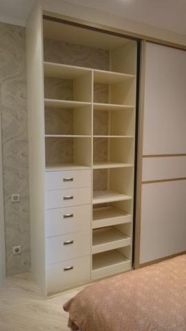 Шкаф-купе Raumplus S 777 золото , вставка - иск.кожа